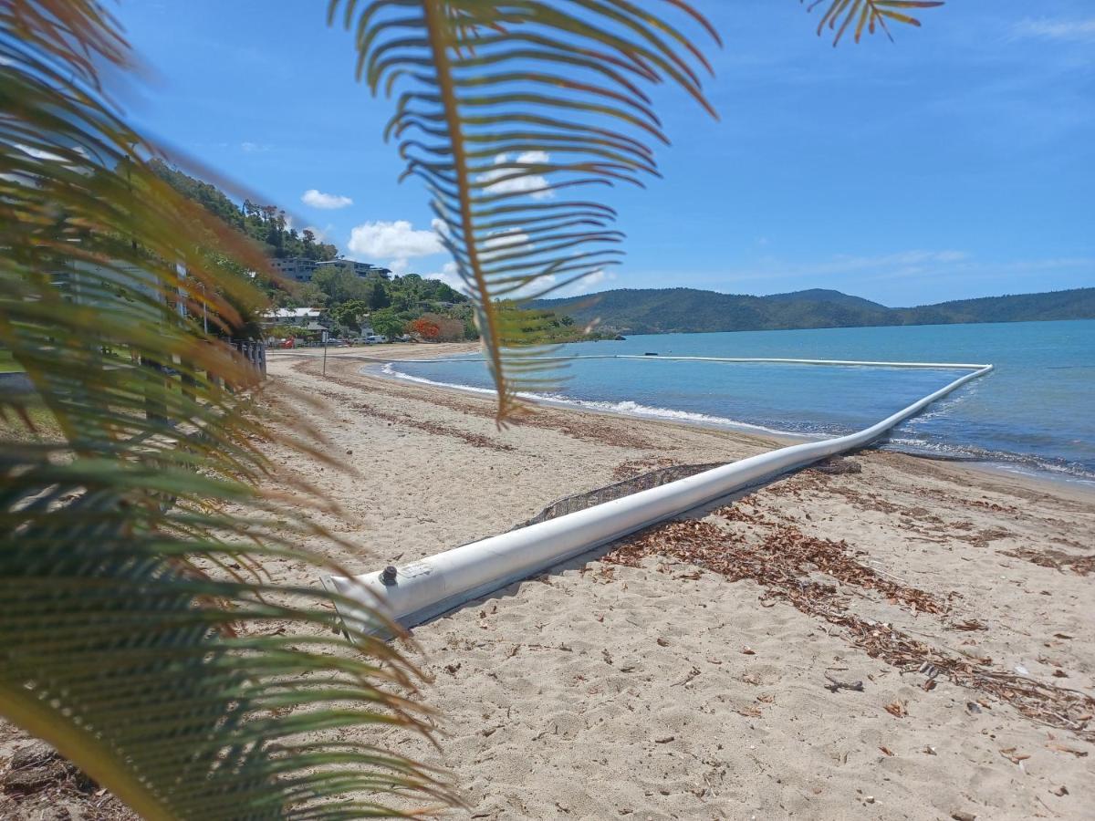 Whitsunday Waterfront Apartments Эйрли-Бич Экстерьер фото