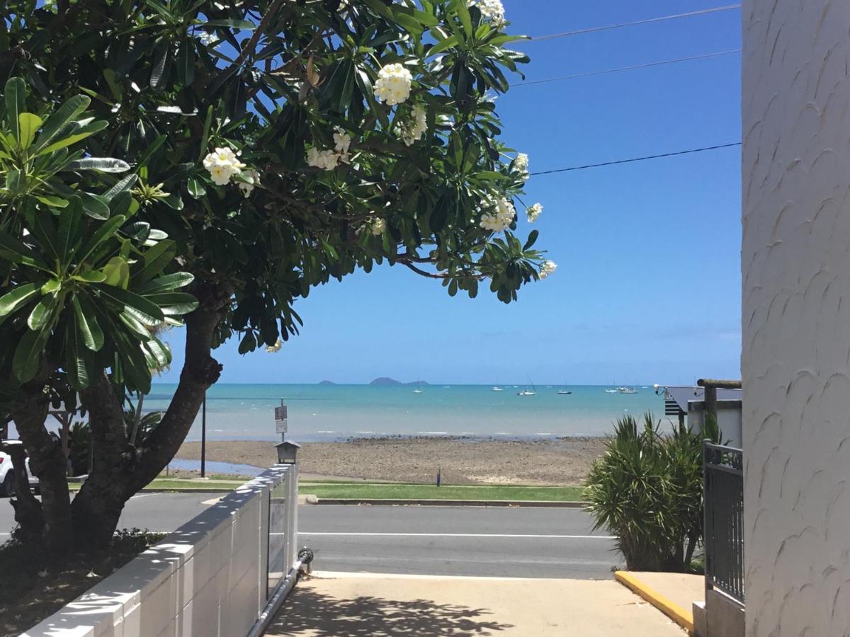 Whitsunday Waterfront Apartments Эйрли-Бич Экстерьер фото