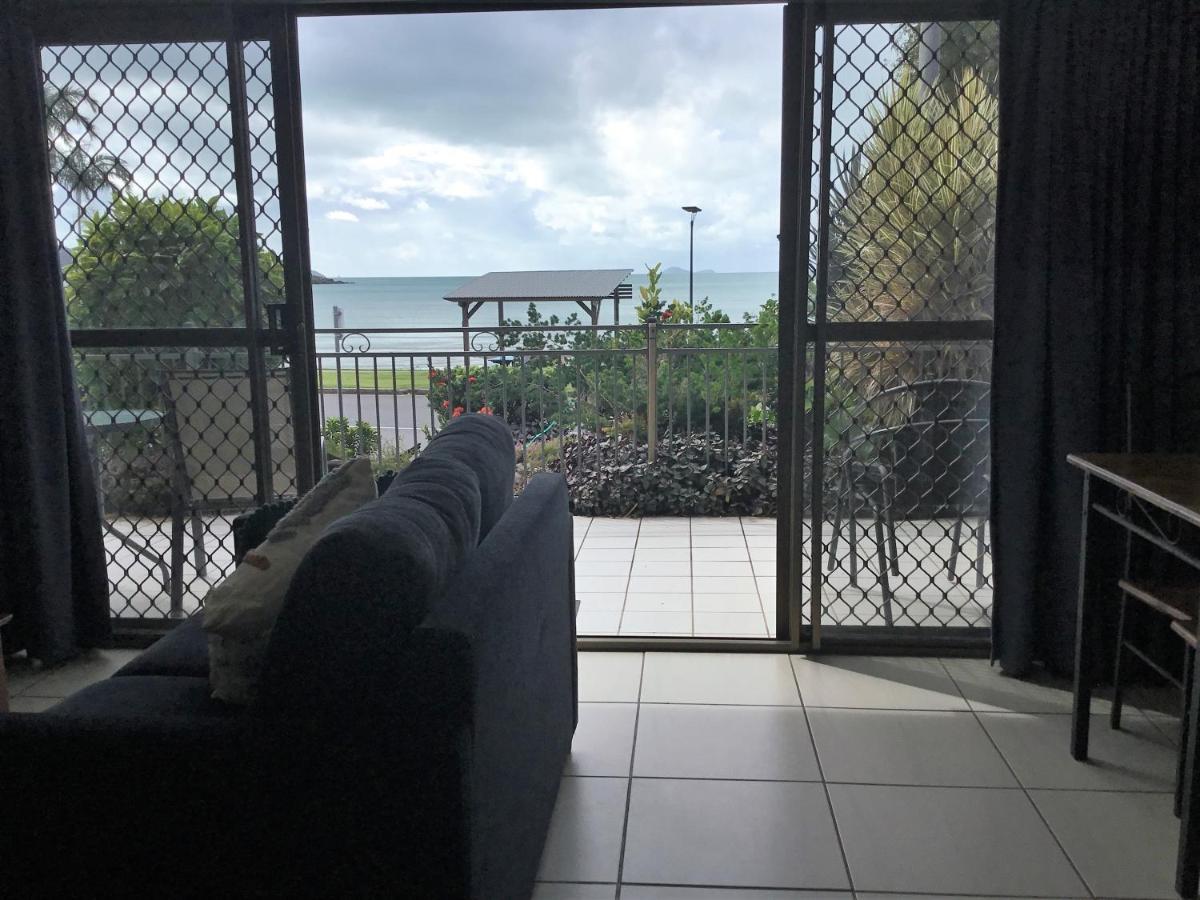 Whitsunday Waterfront Apartments Эйрли-Бич Экстерьер фото