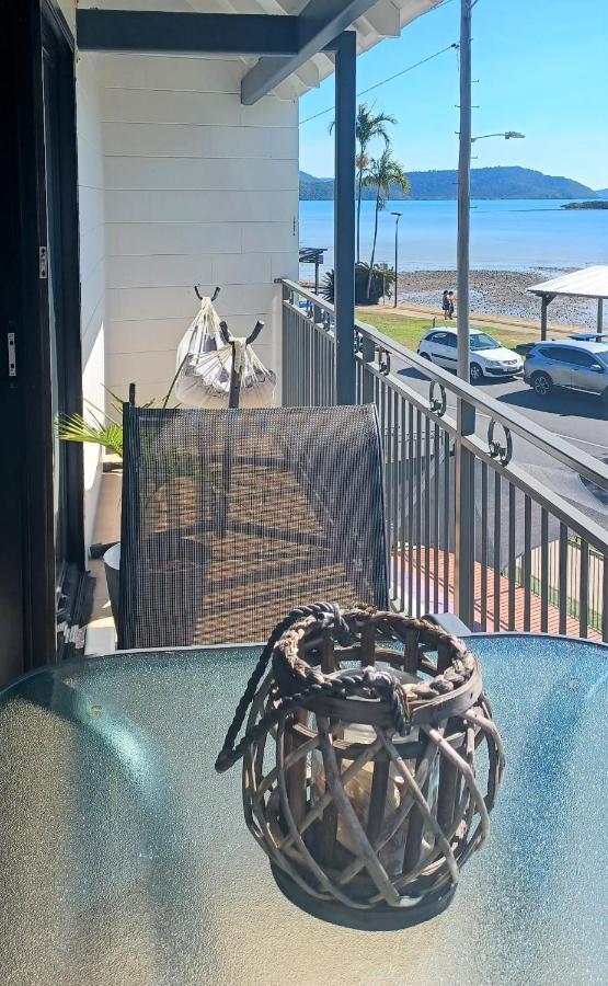 Whitsunday Waterfront Apartments Эйрли-Бич Экстерьер фото