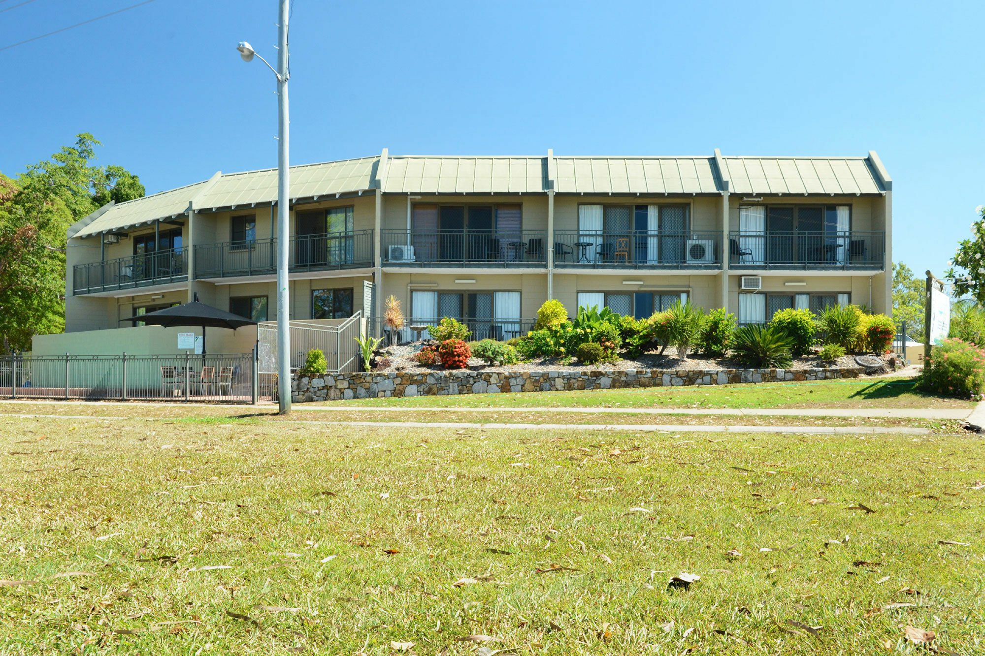 Whitsunday Waterfront Apartments Эйрли-Бич Экстерьер фото