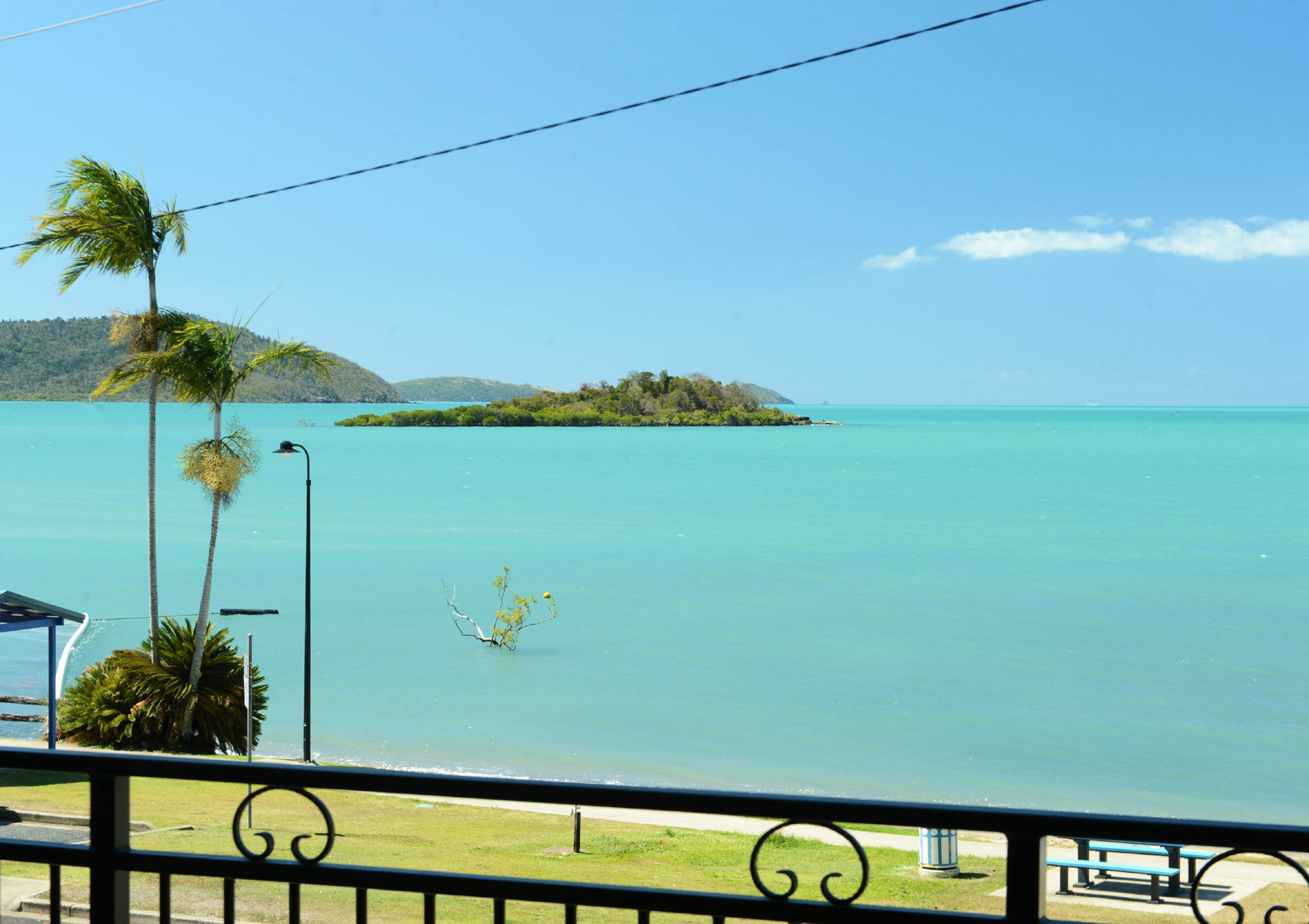 Whitsunday Waterfront Apartments Эйрли-Бич Экстерьер фото